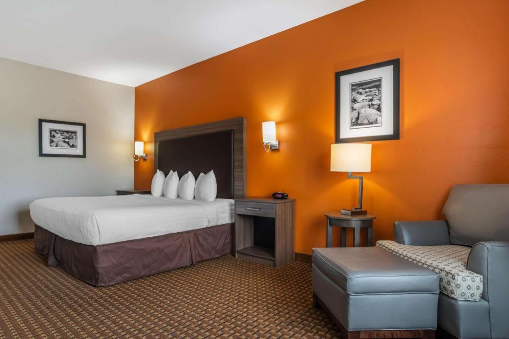 Best Western Plus Circle Inn Ентърпрайз Екстериор снимка