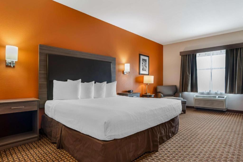 Best Western Plus Circle Inn Ентърпрайз Екстериор снимка